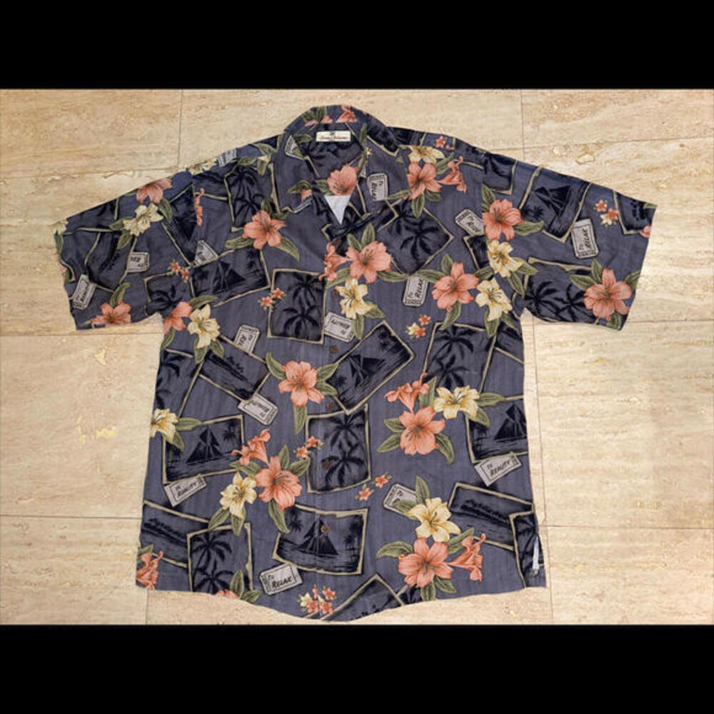 Tommy Bahama Ticket to Relax Tropical Floral Photograph‎ Print Silk Camp Shirt L